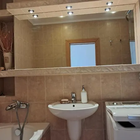Apartamento Spacious 3br In Center For 5 Floor River View With 4 Balconies Near Bojnice *