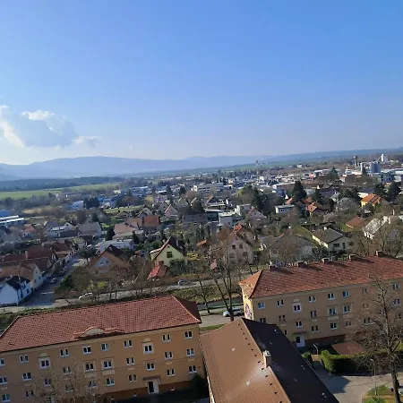 Spacious 3br In Center For 5 Floor River View With 4 Balconies Near Bojnice Apartamento *